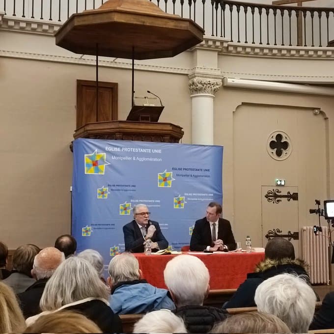 Unis contre la violence de l’intolérance